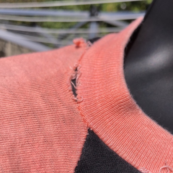 Rare vintage Rush Moving Picture concert tee black and pink - Picture 5 of 6